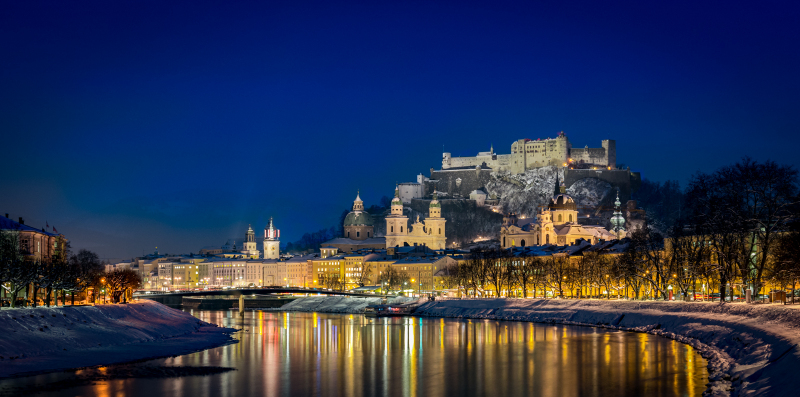Salzburg in der blauen Stunde