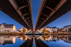 Unter der Nibelungenbrücke
