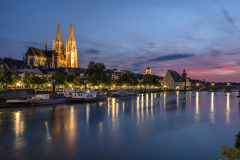 Regensburg in der blauen Stunde