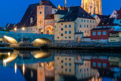 Regensburg in der blauen Stunde