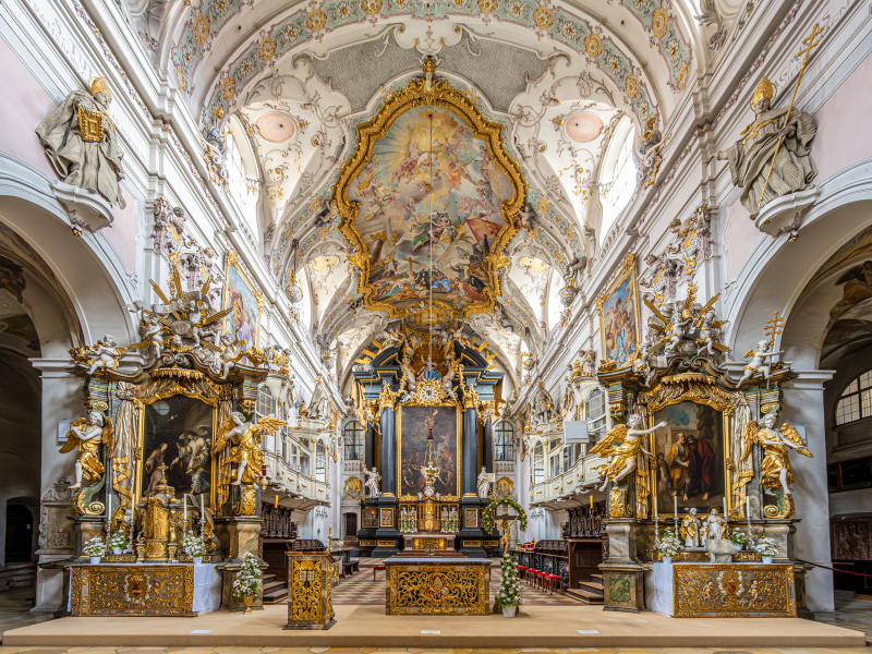 Altar der Basilika St. Emmeram
