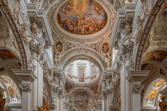Innenansicht vom Dom St. Stephan