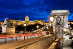 Kettenbrücke mit dem Budapester Burgpalast
